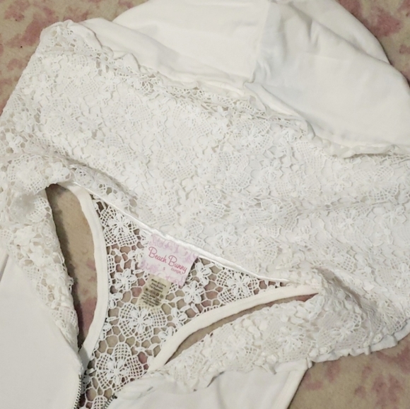 Beach bunny romper cover up hoodie Small - Picture 4 of 5